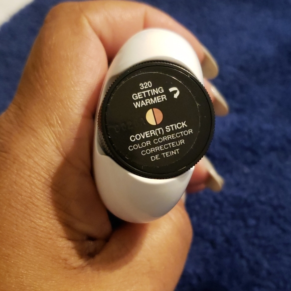 Marc Jacobs Cover(t) Stick Color Corrector - Picture 3 of 4